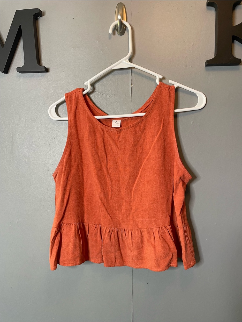 Anrabess Women's linen Ruffle Hem Tank Top Button up back - Rust size‎ small